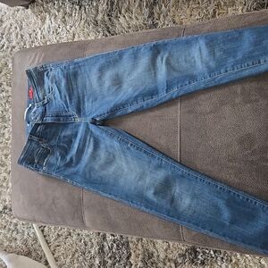 Size 5 Celebrity Pink skinny jeans